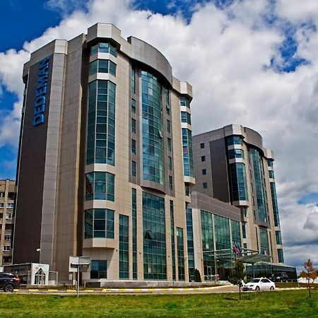 Dedeman Oskemen Tavros Hotel Ustʼ-Kamenogorsk Εξωτερικό φωτογραφία