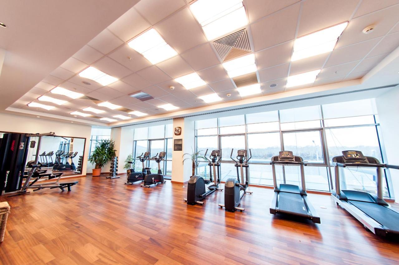Dedeman Oskemen Tavros Hotel Ustʼ-Kamenogorsk Εξωτερικό φωτογραφία The gym at the hotel