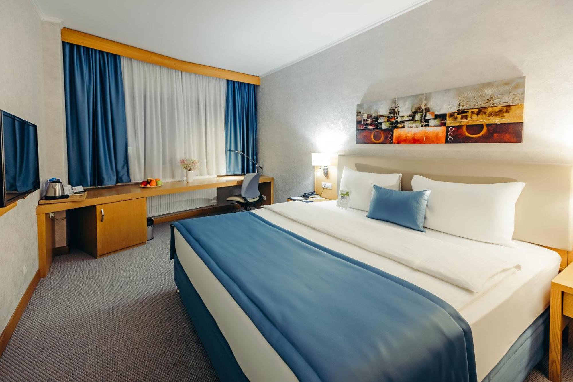 Dedeman Oskemen Tavros Hotel Ustʼ-Kamenogorsk Εξωτερικό φωτογραφία