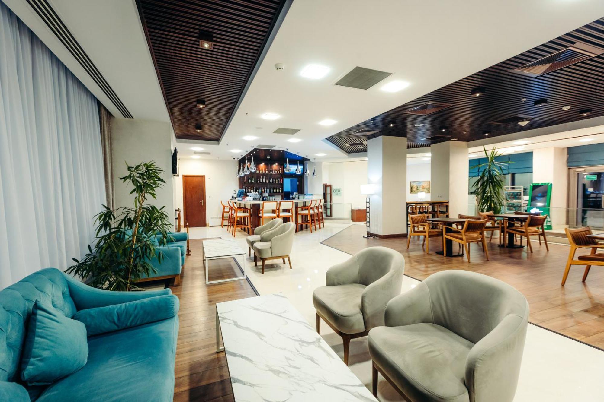 Dedeman Oskemen Tavros Hotel Ustʼ-Kamenogorsk Εξωτερικό φωτογραφία The lounge at the airport