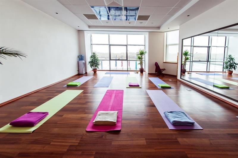 Dedeman Oskemen Tavros Hotel Ustʼ-Kamenogorsk Εξωτερικό φωτογραφία A yoga studio